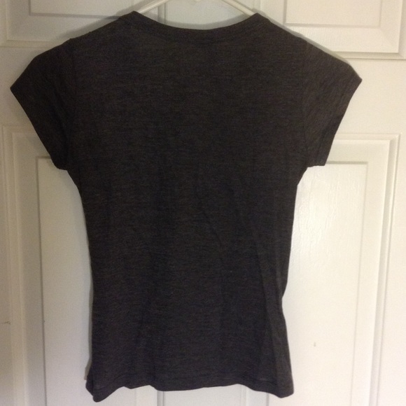 Cute GLITTER Tee. New with Tags. Eagle bird design - Picture 3 of 7